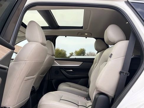 Used 2024 MAZDA CX-90 Plug-In Hybrid w/ Premium Pkg image 16