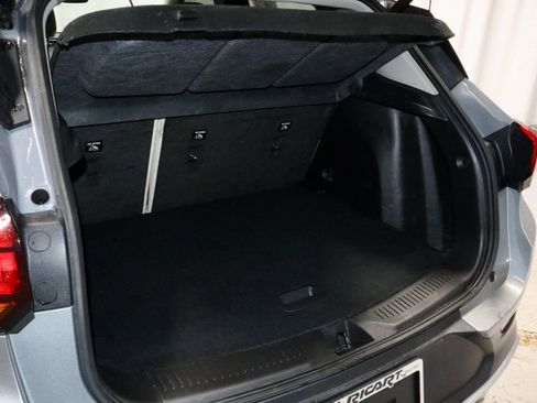 Used 2023 Buick Encore GX Essence w/ Experience Buick Package image 12