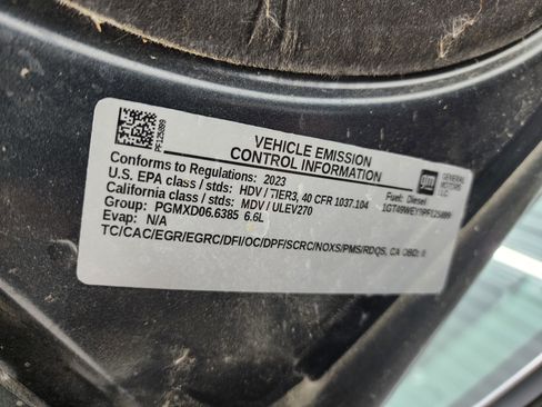 Used 2023 GMC Sierra 3500 Denali w/ Denali Ultimate Package image 22