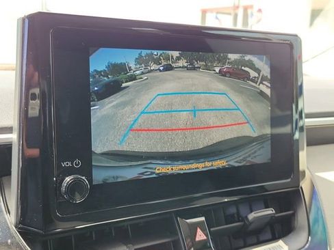Used 2024 Toyota Corolla LE image 21