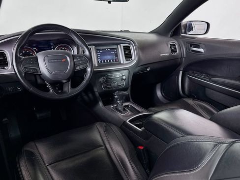 Used 2022 Dodge Charger SXT w/ Leather Interior Group RWD image 24