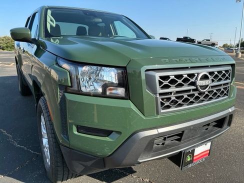 Certified 2023 Nissan Frontier SV w/ Technology Package AWD/4WD image 8