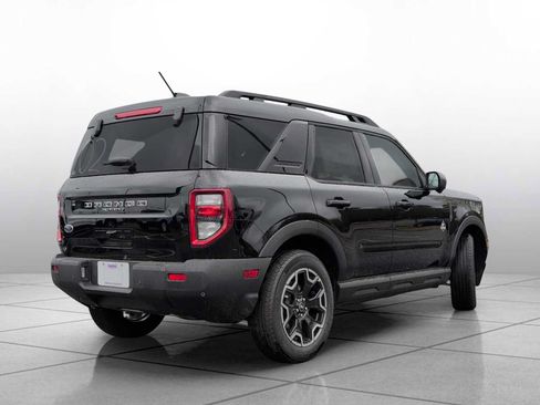 New 2025 Ford Bronco Sport Outer Banks w/ Outer Banks Tech Package+ AWD/4WD image 17