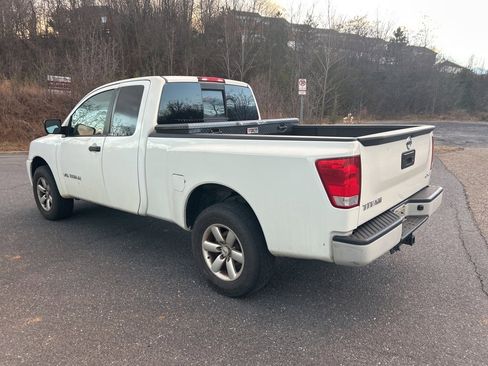 Used 2015 Nissan Titan S w/ S Popular Equipment Package image 3