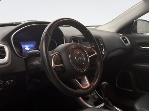 Used 2018 Jeep Compass Latitude w/ Popular Equipment Group image 7