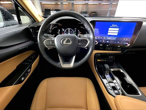 Used 2022 Lexus NX 450h+ AWD image 5