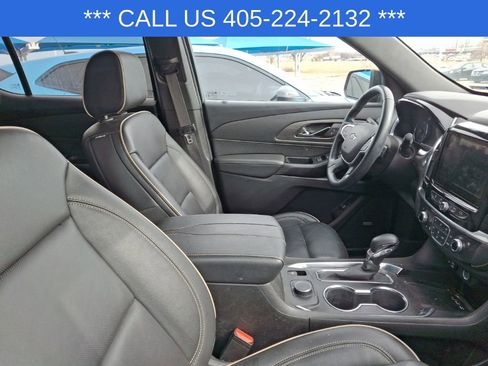 Used 2023 Chevrolet Traverse Premier w/ Redline Edition image 17