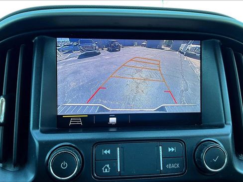 Used 2020 Chevrolet Colorado LT RWD image 15