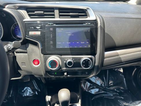 Used 2015 Honda Fit EX image 22