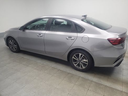 Used 2023 Kia Forte LXS FWD image 3