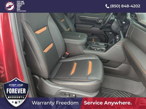 Used 2024 GMC Sierra 2500 AT4 w/ Technology Package AWD/4WD image 37