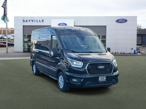 Used 2023 Ford Transit 350 XLT image 2