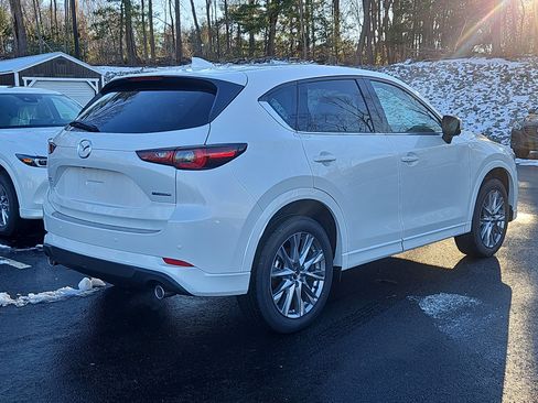 New 2025 MAZDA CX-5 AWD 2.5 S w/ Premium Plus Pkg image 2