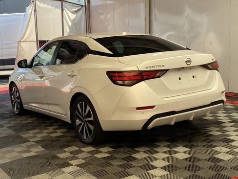 Used 2023 Nissan Sentra SV w/ SV Premium Package FWD image 4