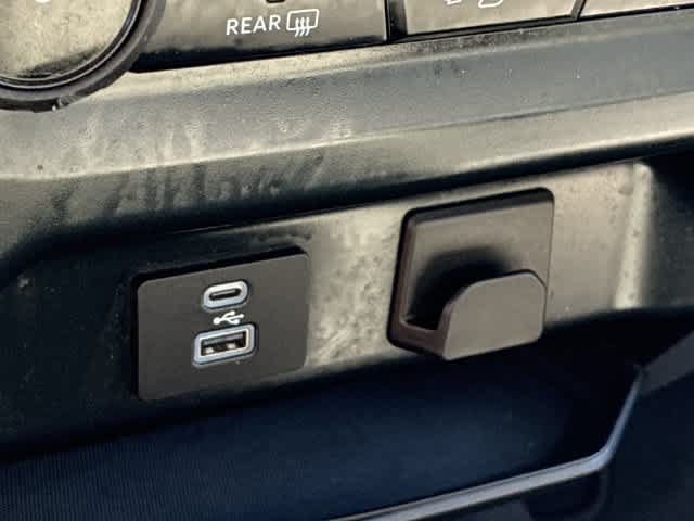 Used 2023 Ford F150 XLT RWD image 32