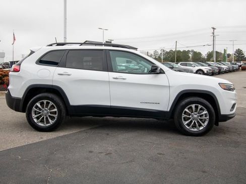 Used 2022 Jeep Cherokee Latitude Lux image 14
