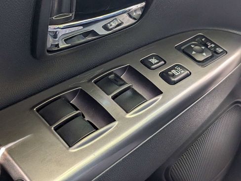 Used 2024 Mitsubishi Outlander Sport SE AWD/4WD image 27