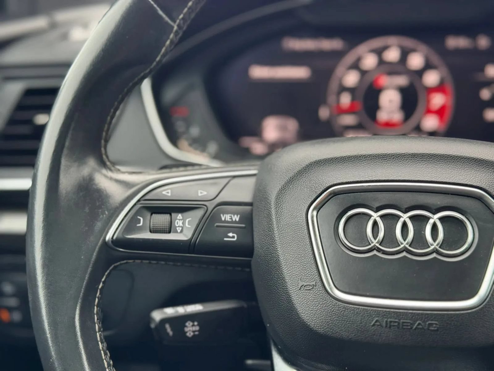 Used 2018 Audi SQ5 Premium Plus w/ Navigation Package AWD/4WD image 34