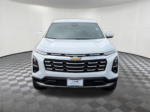 Used 2026 Chevrolet Equinox LT w/ Safety and Technology Package image 2