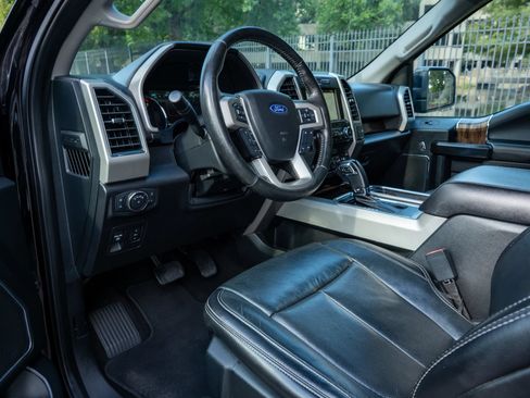 Used 2019 Ford F150 Lariat AWD/4WD image 10
