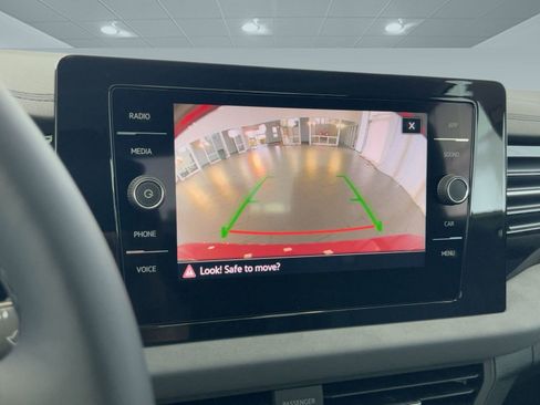 New 2026 Volkswagen Jetta SE image 25