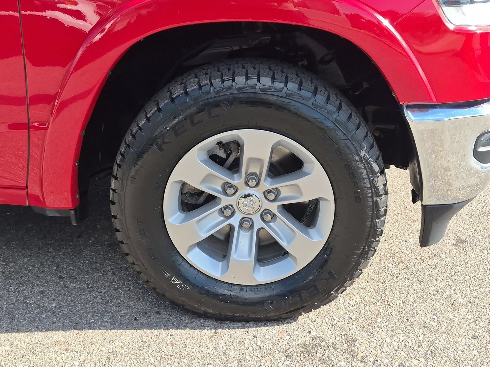 Used 2021 RAM 1500 Laramie AWD/4WD image 15