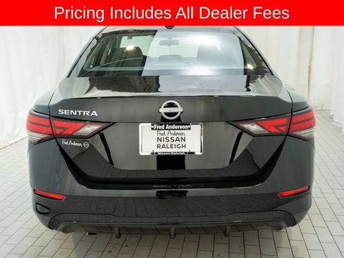 Used 2025 Nissan Sentra SV w/ All-Weather Package FWD image 4
