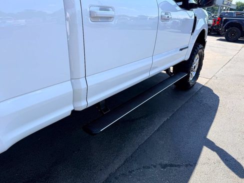 Used 2022 Ford F250 Lariat w/ Lariat Ultimate Package AWD/4WD image 15