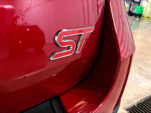 Certified 2024 Ford Explorer ST w/ Equipment Group 401A image 26