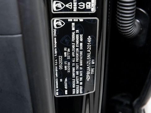 Used 2022 Lamborghini Urus image 20