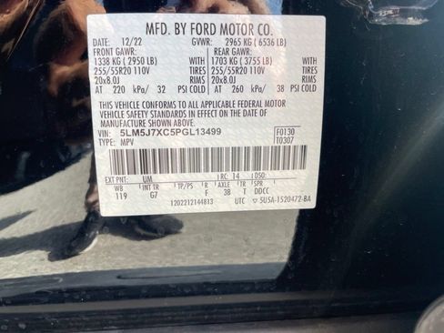Used 2023 Lincoln Aviator Reserve w/ Equipment Group 201A AWD/4WD image 14