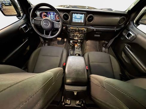 Used 2021 Jeep Wrangler Willys image 15