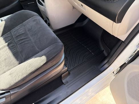 Used 2012 Dodge Grand Caravan SE FWD image 39