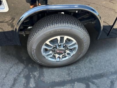 New 2025 GMC Sierra 3500 Pro w/ Convenience Package