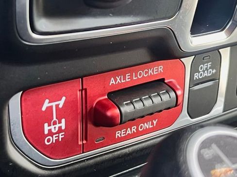 Used 2025 Jeep Wrangler Unlimited Sport S 4xe AWD/4WD image 27