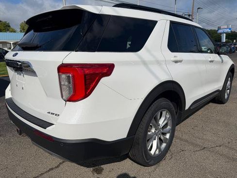 Certified 2023 Ford Explorer XLT w/ Equipment Group 202A AWD/4WD image 2