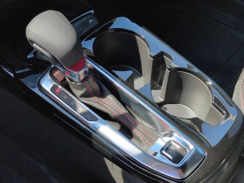 New 2026 Chevrolet Trax RS w/ Sunroof Package FWD image 20