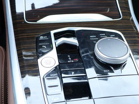 Used 2025 BMW X5 xDrive40i image 17