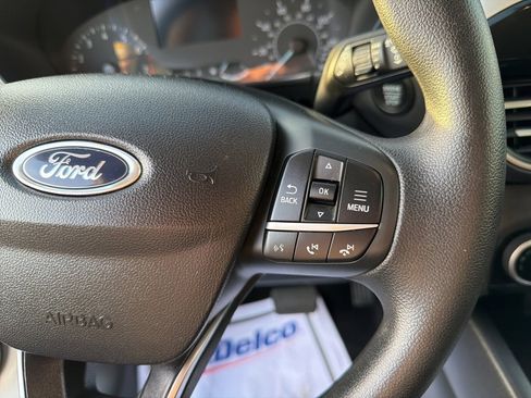 Used 2022 Ford Escape SE image 20