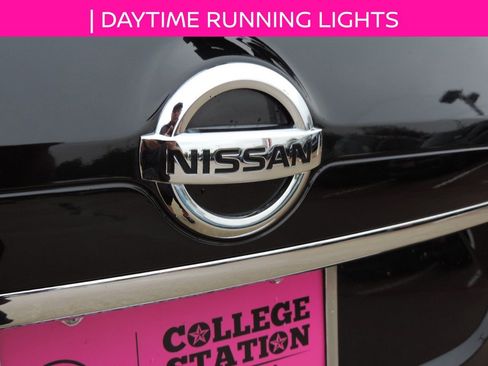 Used 2020 Nissan Rogue S w/ Special Edition Package image 11