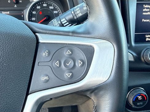 Used 2024 GMC Terrain SLT image 38