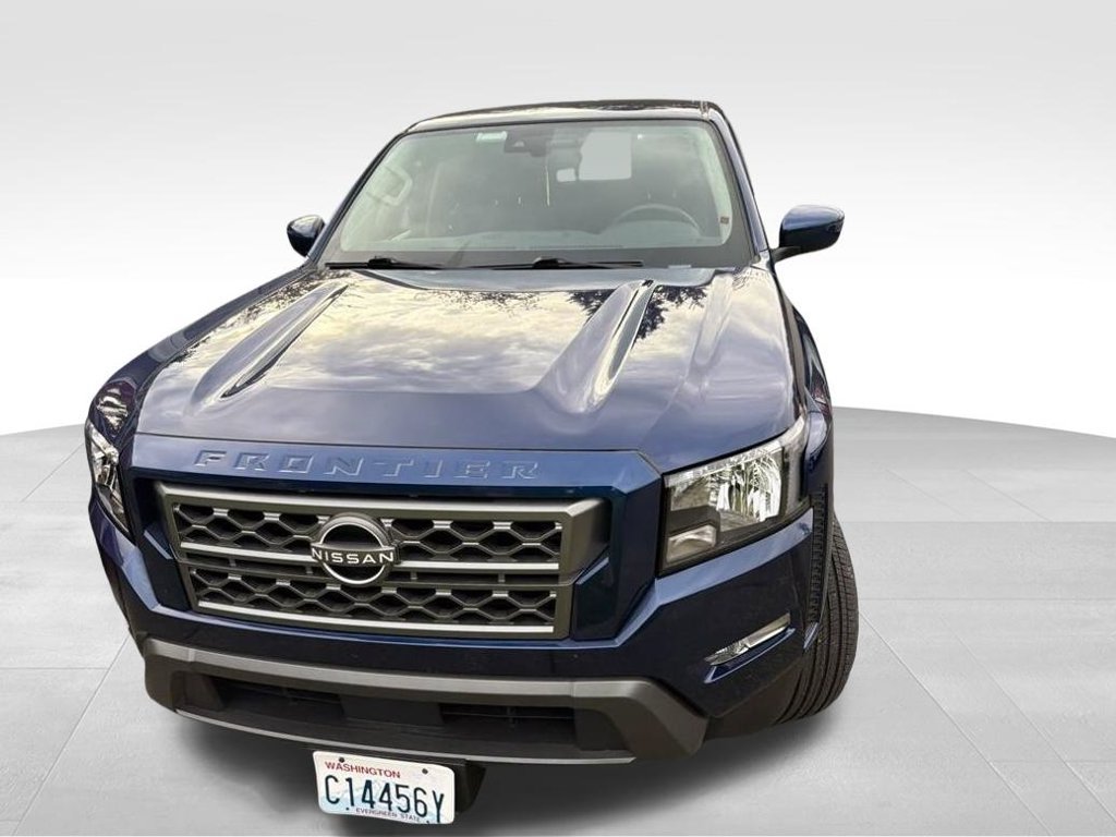 Used 2022 Nissan Frontier SV AWD/4WD image 6