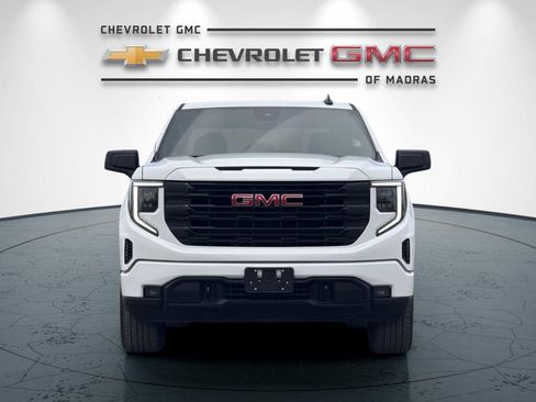 Used 2026 GMC Sierra 1500 Elevation AWD/4WD image 8