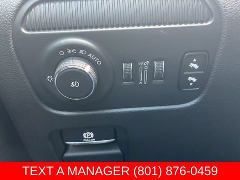 Used 2024 Jeep Grand Wagoneer Series I AWD/4WD image 30
