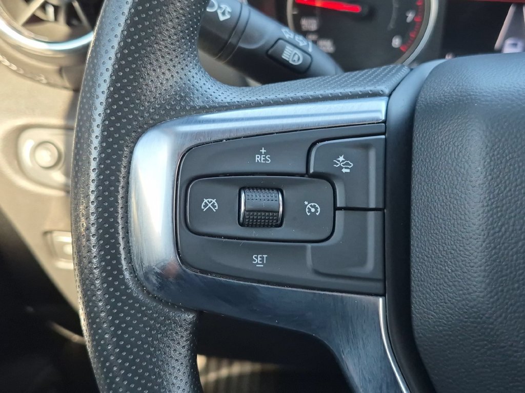 Used 2025 Chevrolet Blazer LT AWD/4WD image 21
