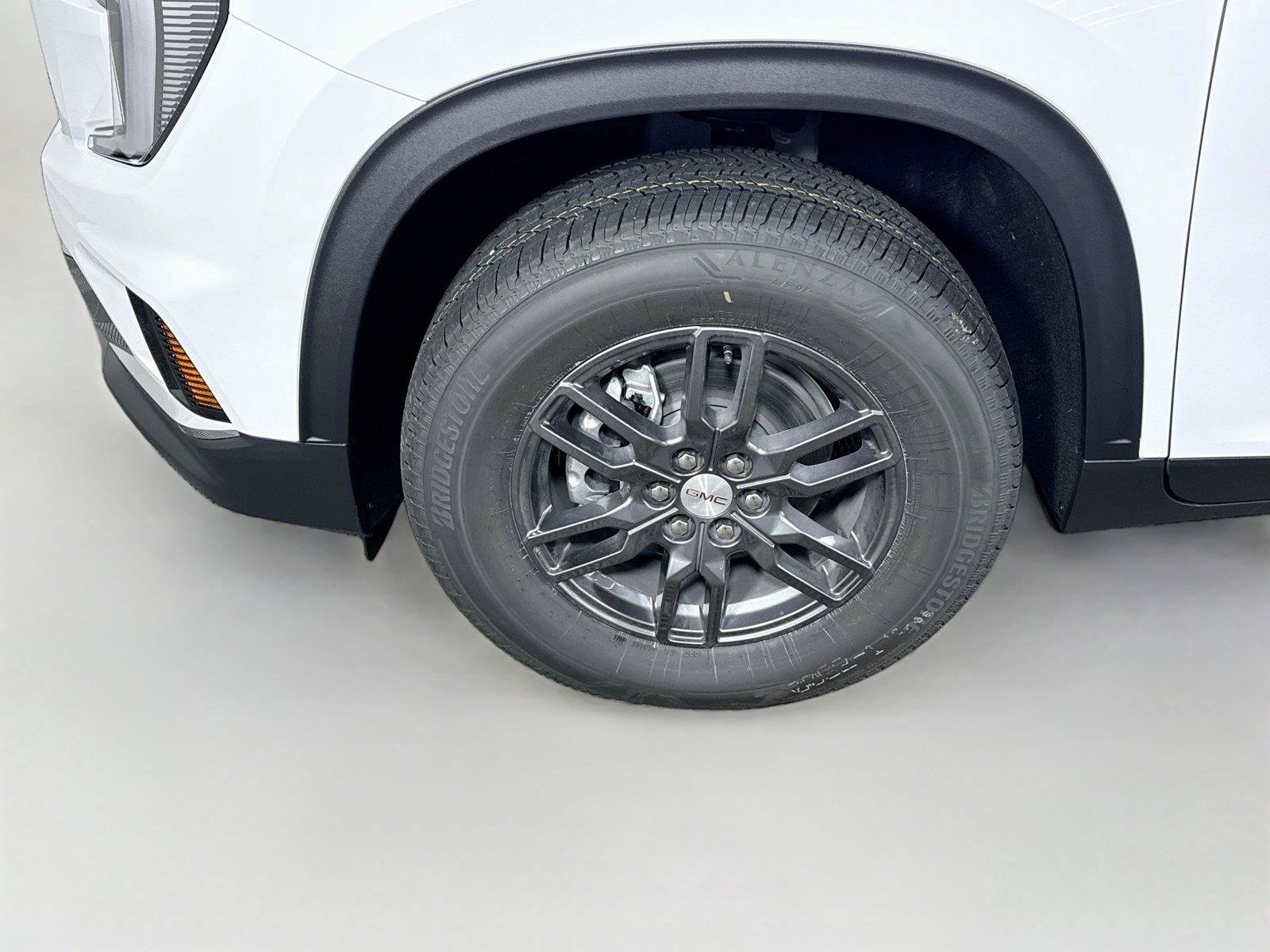 New 2027 GMC Acadia Elevation w/ LPO, Floor Liner Package AWD/4WD image 26