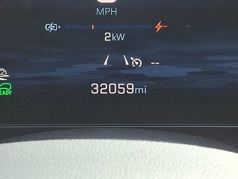 Used 2024 Chevrolet Equinox EV RS w/ LPO, Active Package FWD image 23