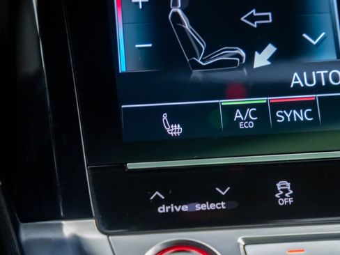 Used 2022 Audi e-tron S Prestige w/ Prestige Package image 26