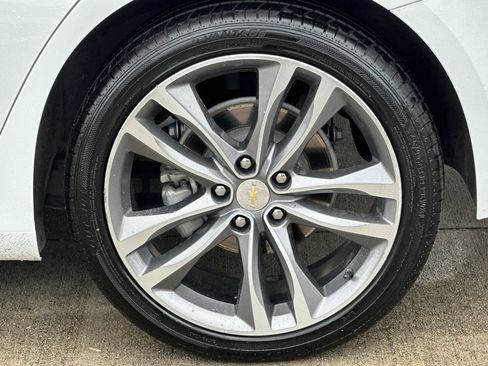 Used 2024 Chevrolet Malibu LT FWD image 26