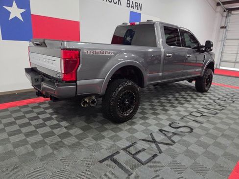 Used 2021 Ford F350 Platinum w/ Tremor Off-Road Package AWD/4WD image 18